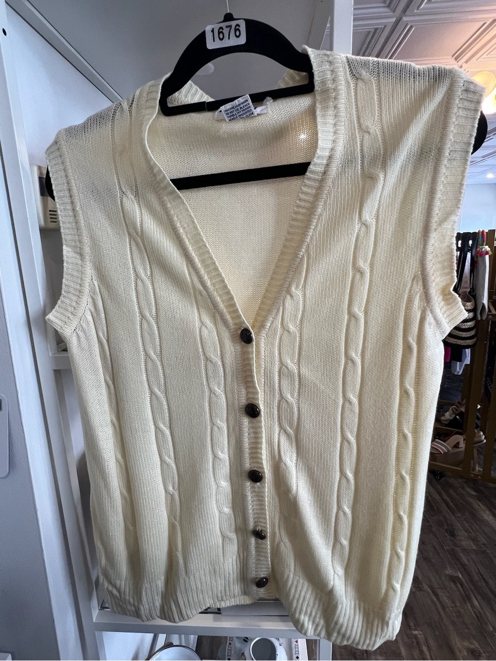 Vintage Milly Cream Cable Knit Sleeveless Button-Down sweater vest
